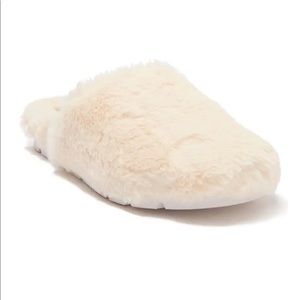 J/Slides NYC Sleepy Faux Fur Slide Slipper